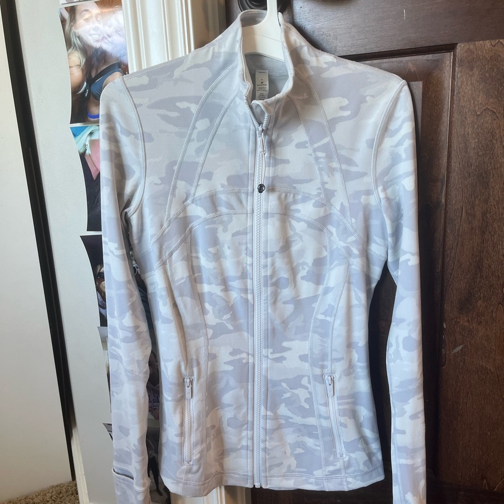 Lululemon white camo define jacket. store doesn’t sell anymore